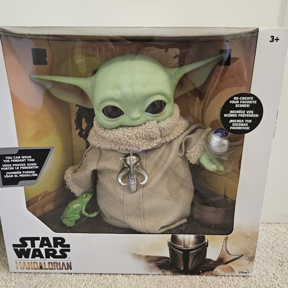 Star Wars The Child Baby Yoda The Mandalorian - Picture 1 of 5
